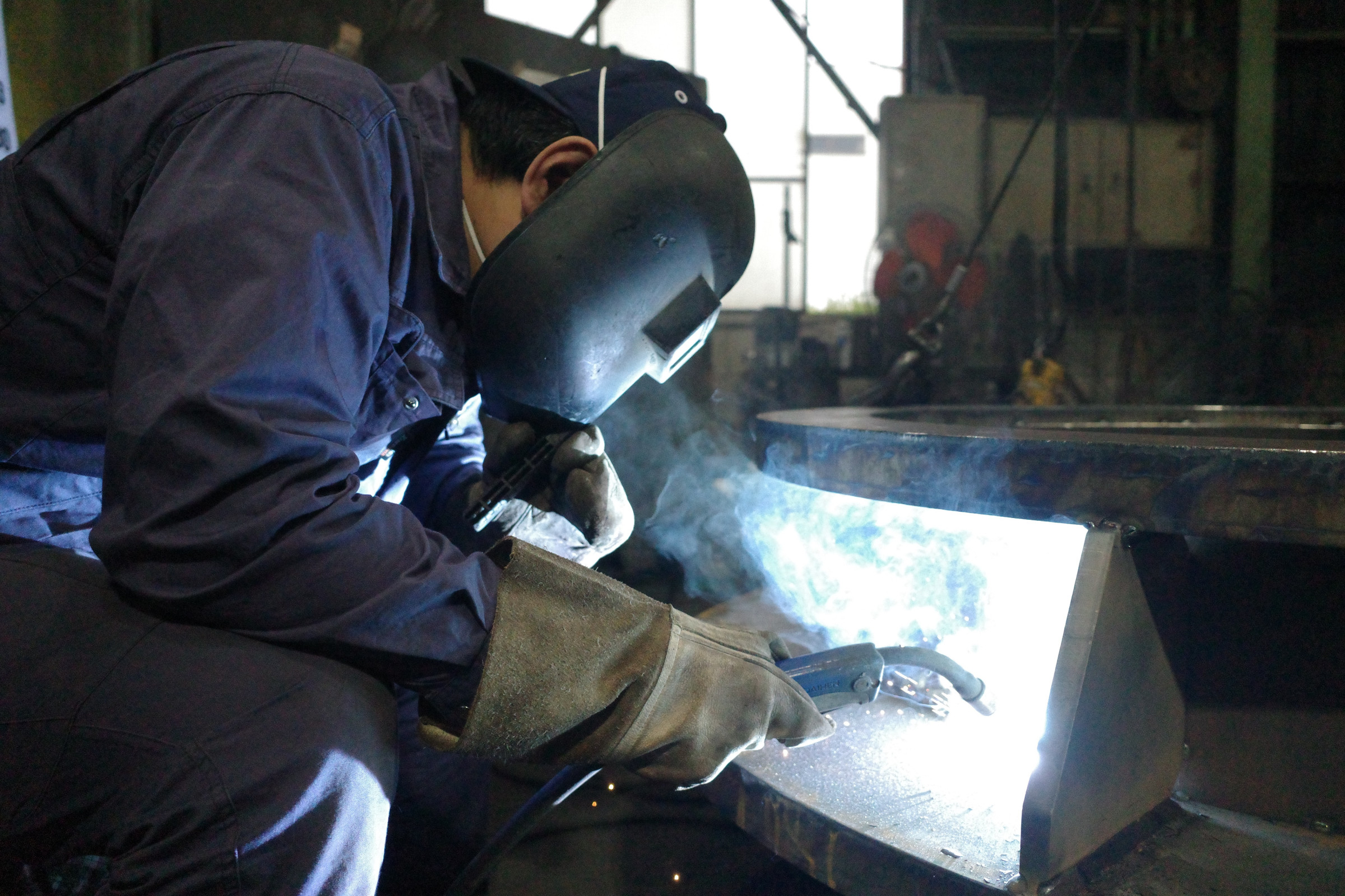 高橋商工株式会社 大型重量物の機械加工、溶接加工、産業用機器製造