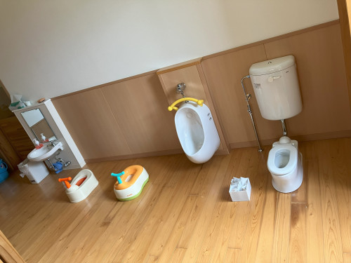 すずめひよこトイレ.jpg