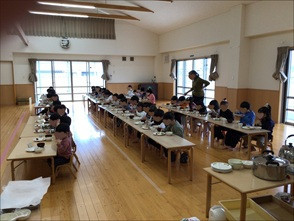 お別れ会 給食 (1).jpg