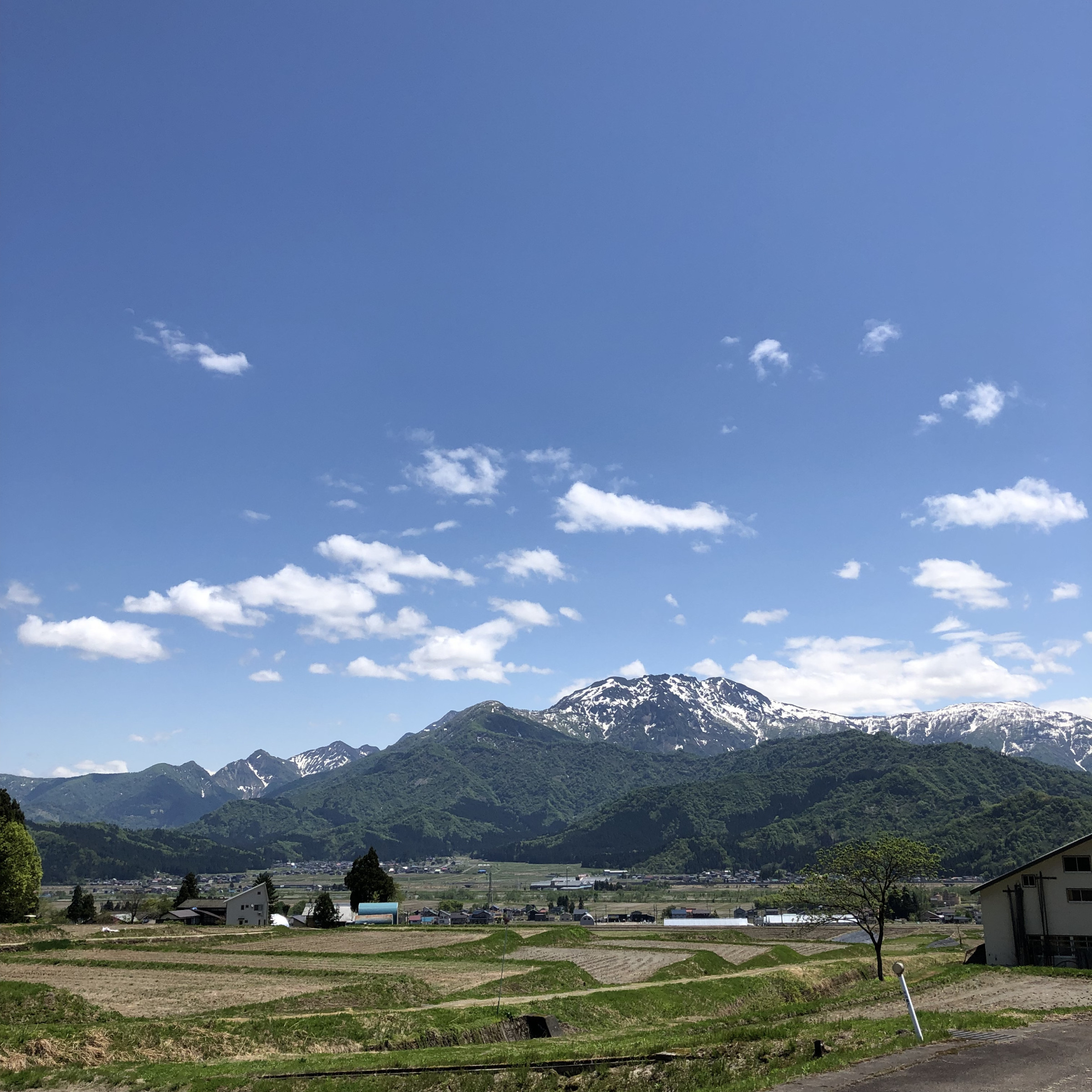 高い山々に囲まれた、自然豊かな南魚沼