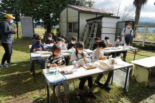 西柘植小5年野外授業ＨＰ用画像1.JPG