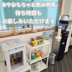 本やおもちゃ飲み物2.png