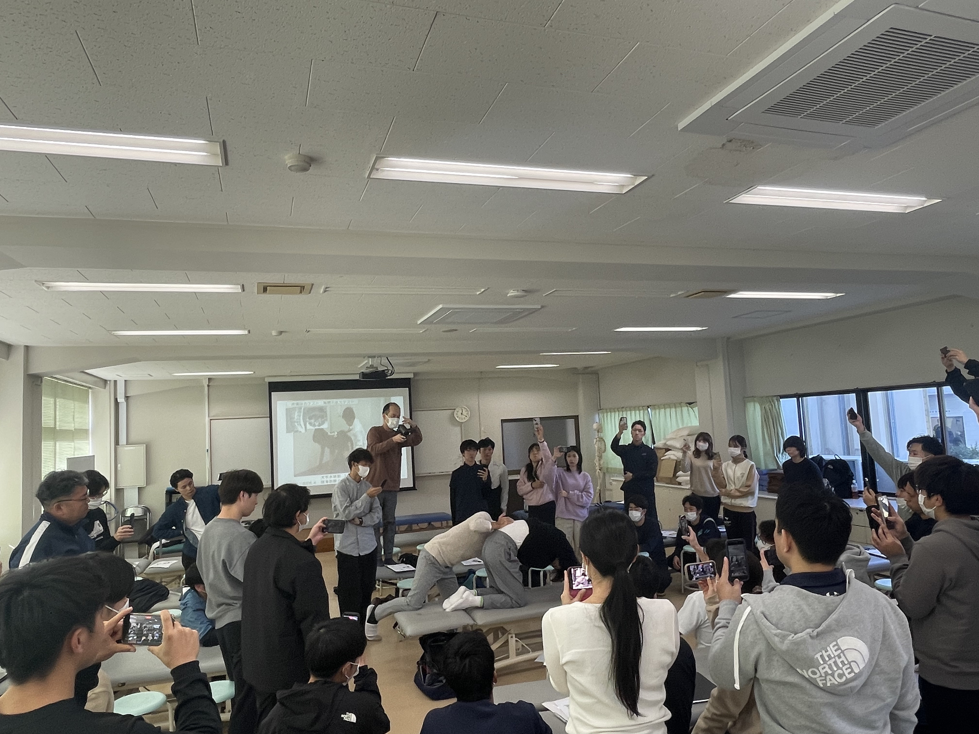 【鹿児島開催】第101回腰痛運動療法セミナー実技2が開催されました（器質的障害編）