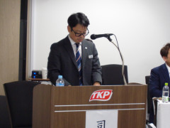 18：議案説明　玉那覇　DSC03429 - コピー.JPG