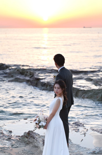 wedding-photo-sunset-beach-bride.jpg