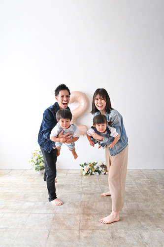 family_kids_birthday.jpg