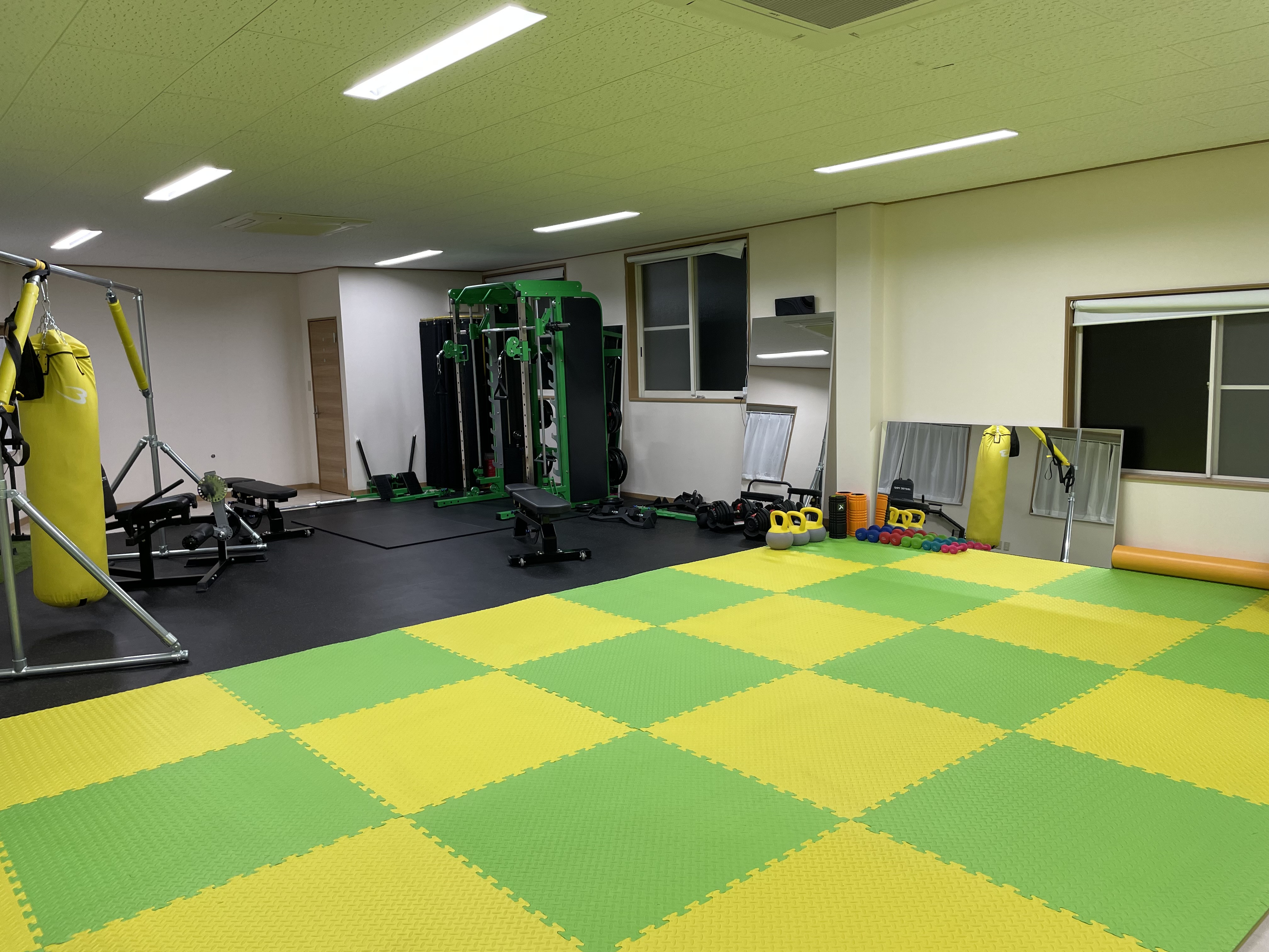 大村市のパーソナルジム ディビティーの店内