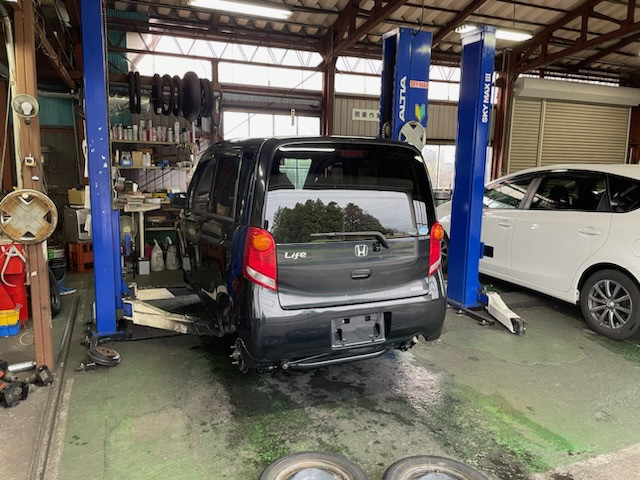車検・一般整備、メーカー問わずご気軽にお寄りください。
