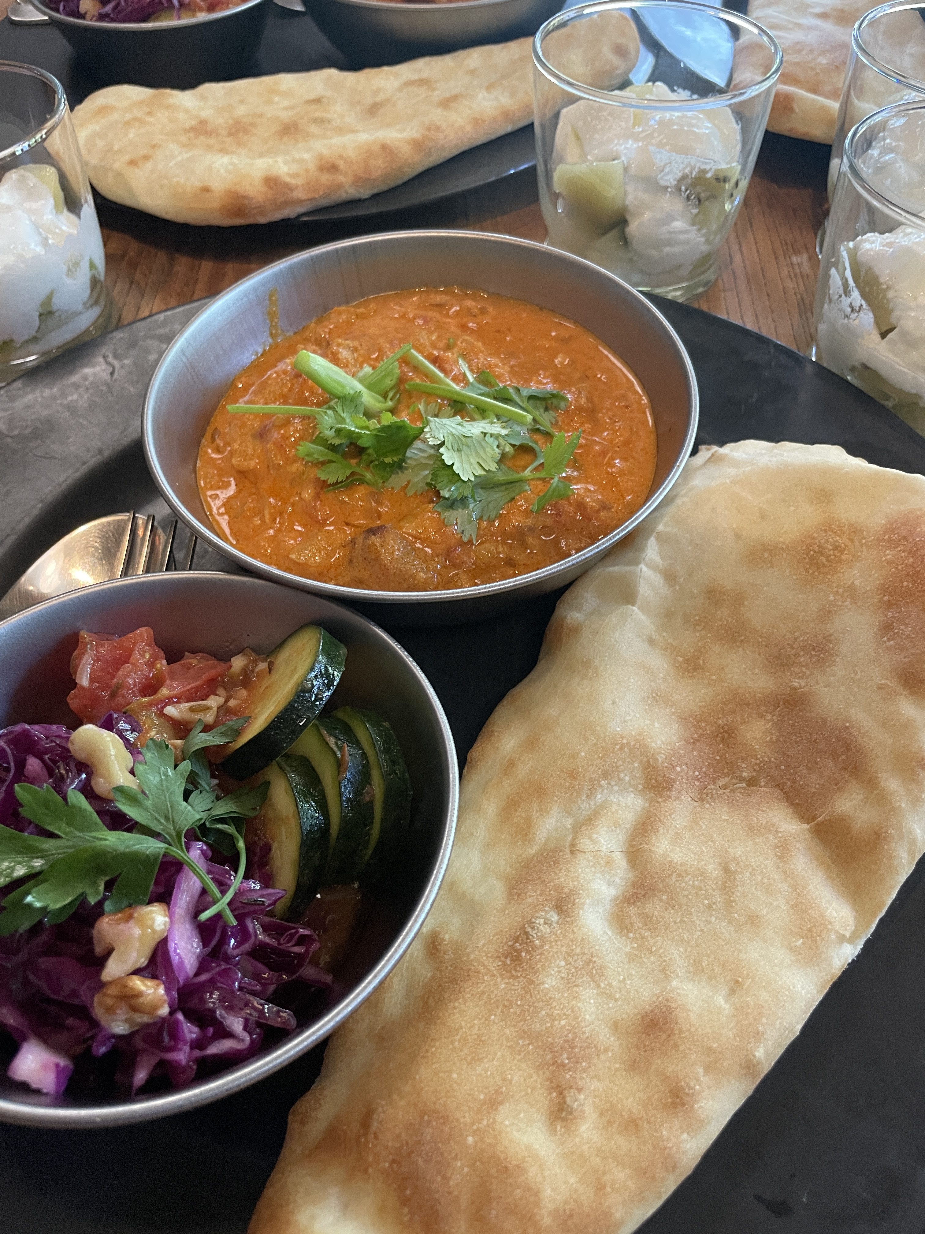 ナン＆バターチキンカレー⭐︎7月、8月