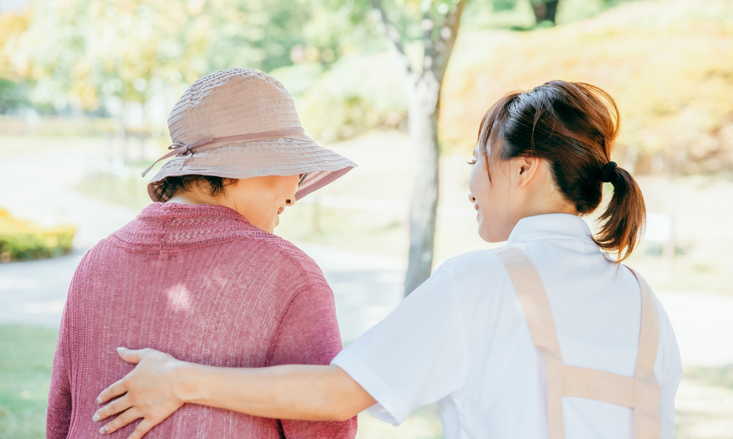 お元気なときから介護度が上がっても、ずっと安心して暮らしていただける「終（つい）のすみか」です。