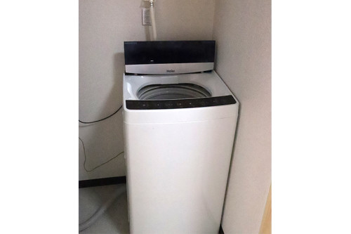 エズラコテージルーム洗濯機.jpg