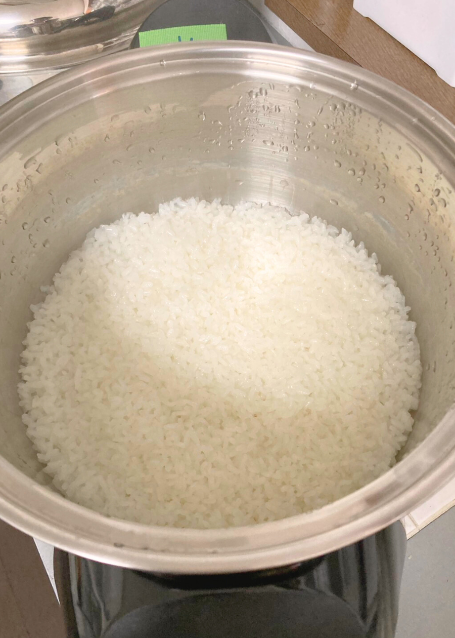 オイルコアで白米炊きました🍚ドキドキ💓尺尺さんの新米ミルキークイーン