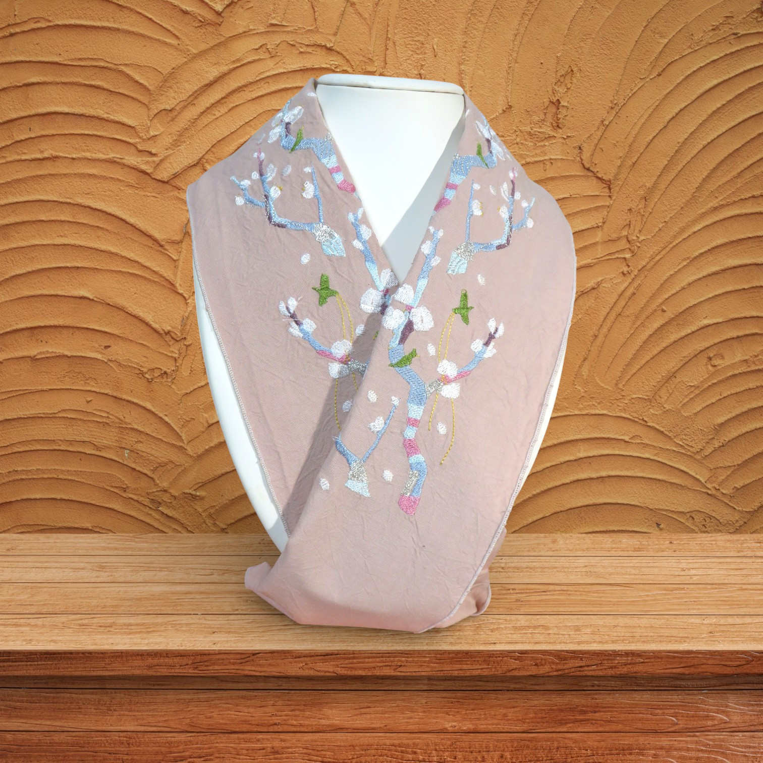 梅に鶯　グレイッシュピンク