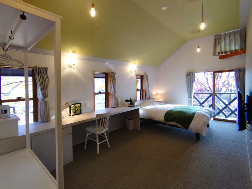 room.jpg
