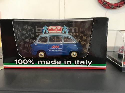 ミニカー.jpg