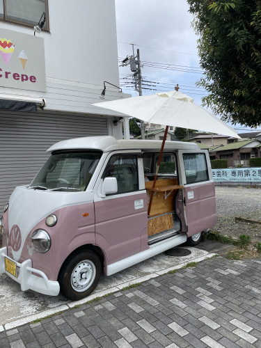 イオン秦野店　クレープキッチンカー出店