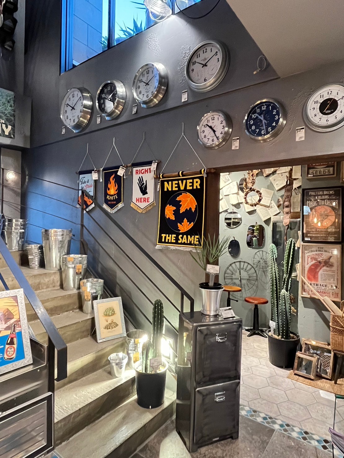 LINE_ALBUM_20231213自由が丘店_231216_16.jpg