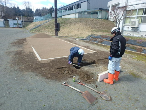 安代中学校（踏切版修繕）.JPG