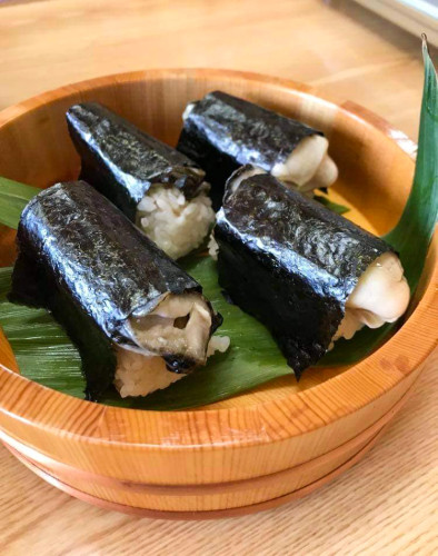 牡蠣寿司.jpg