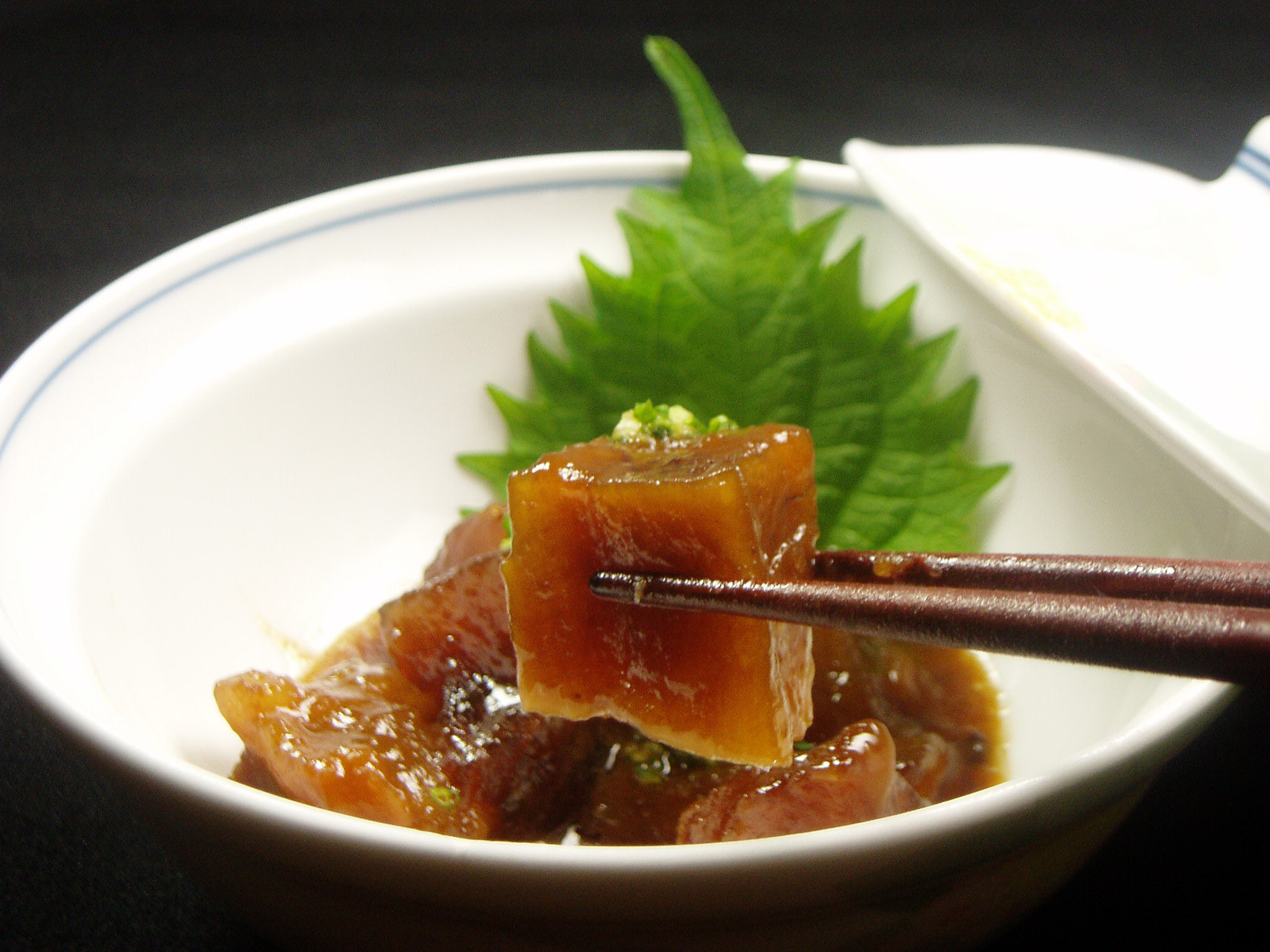 鯨本皮やわらか煮