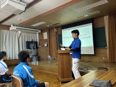 S__94650377_0.jpg