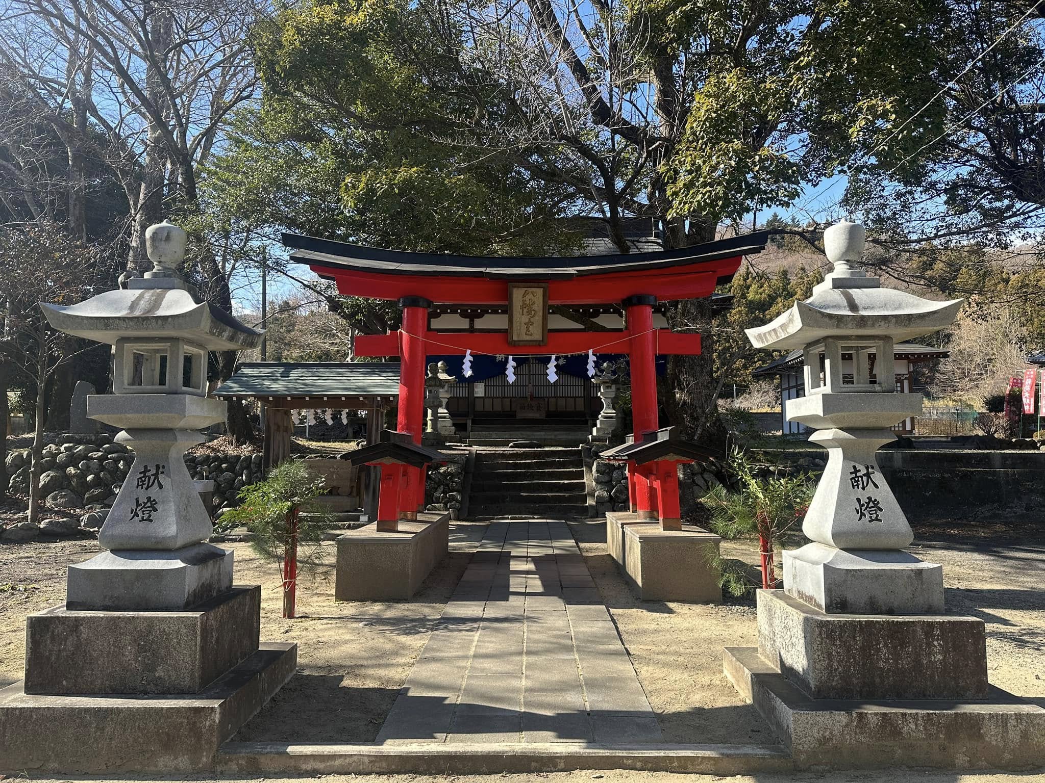 今年一年の感謝を氏神様にご挨拶