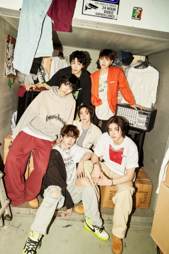 01 BND_Concept Photo  'Nice ver.'  GROUP(1).jpg