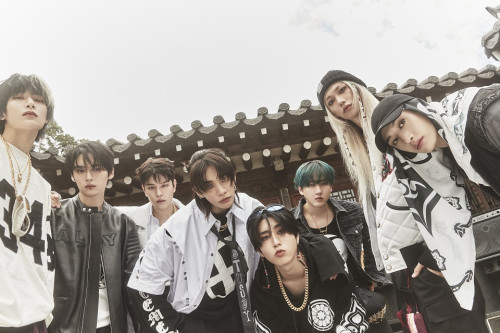 Stray Kids_合 (HOP)_Main Asha.jpg