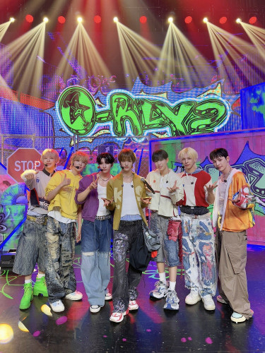 【NEXZ】『M COUNTDOWN』集合写真.jpg