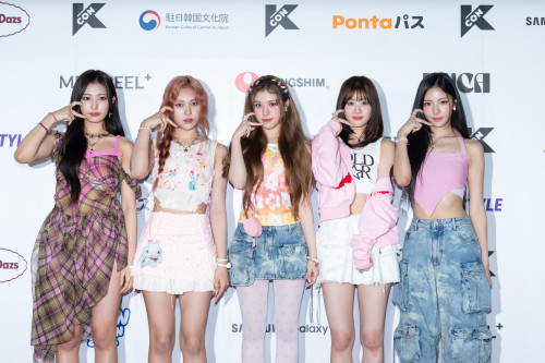 RED CARPET_ODD YOUTH_(C)CJ ENM(2).jpg
