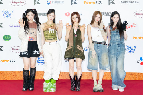 RED CARPET_KiiKii_(C)CJ ENM.jpg