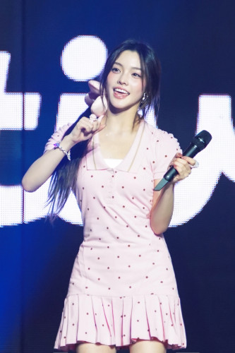 아일릿 위콘페(7)_이로하.jpg