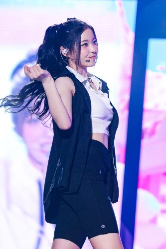 05.jpg