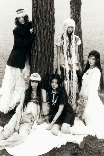 20250611아일릿 bomb STAR BOMB 버전 (1).jpg