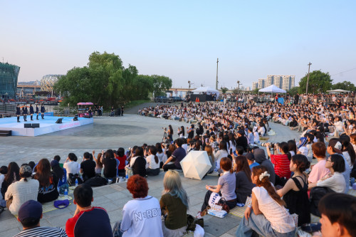 아일릿 프렌즈나잇 피크닉 (4).jpg