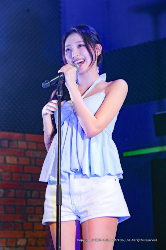 20250829H1-KEY_ライブ写真9_KakaoTalk_Photo_2025-08-29-10-19-02 006.jpg