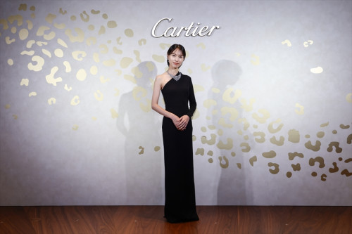戸田恵梨香_R.jpg