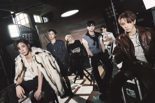 ‘The Action’ Pause ver. _集合.jpg