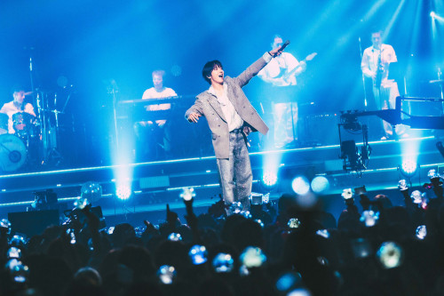 2025102003_2025 JUNG YONG HWA LIVE 'Director's Cut  Our Fine Days' IN JAPAN.jpg