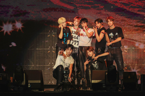 20251028「NEXZ SPECIAL CONCERT <ONE BEAT>」ライブ写真②.jpg