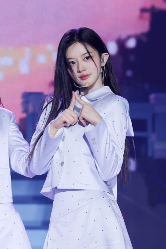 2025 아일릿 글리터데이 앙코르 (7)_민주.jpg