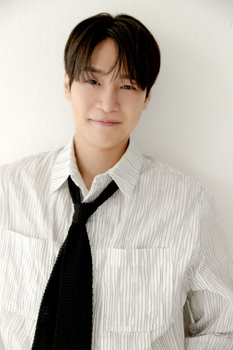 カン・ユソク アー写②.jpg