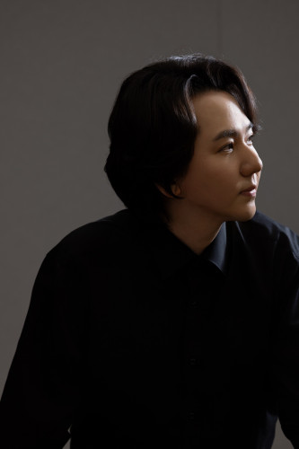 イム・ヒョンジュ アーティスト写真.jpg