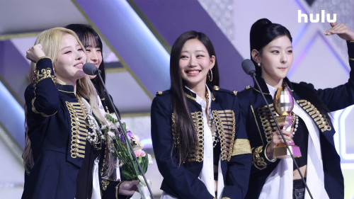 2025KGMA_KISS OF LIFE.jpg