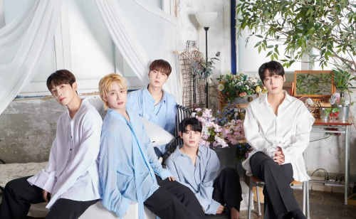 「EPTS(EPIC TRAVLES)」(左からサンホ、G.I、アイン、ジンフ、サンイル).jpg