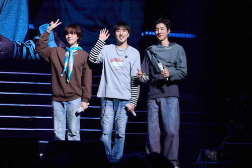 241711_WINNER Osaka_14.jpg