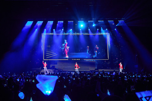 241711_WINNER Osaka_16.jpg