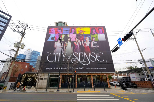 メディア展示会『CITY of SENSE』の現場写真②.jpg