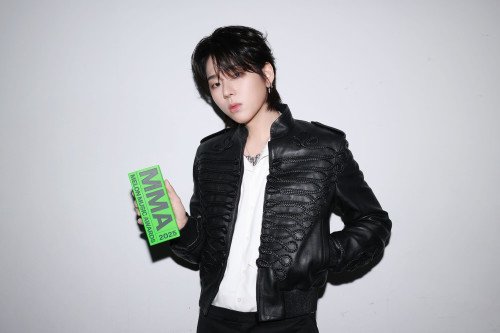 ZICO &lsquo;MMA2025&rsquo;.jpg