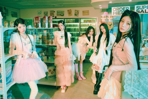 20251224【トリミング不可・クレジット要 &rArr;  (C) BELIFT LAB Inc. 】ILLIT_電子透かしあり.jpg